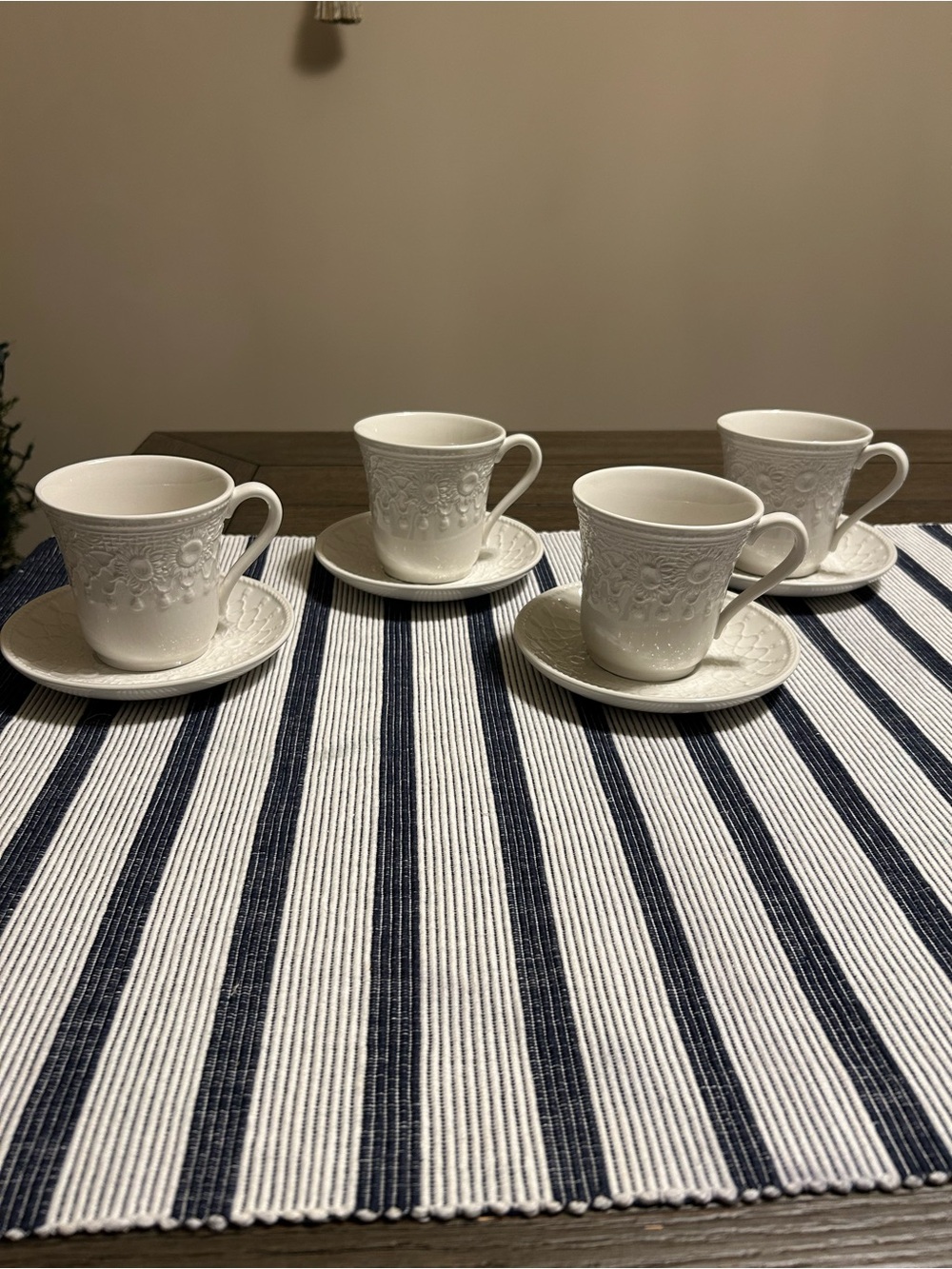 Wedgwood Sunflower White Embossed Ceramic Teacup and Saucer Set - 4 Pieces
